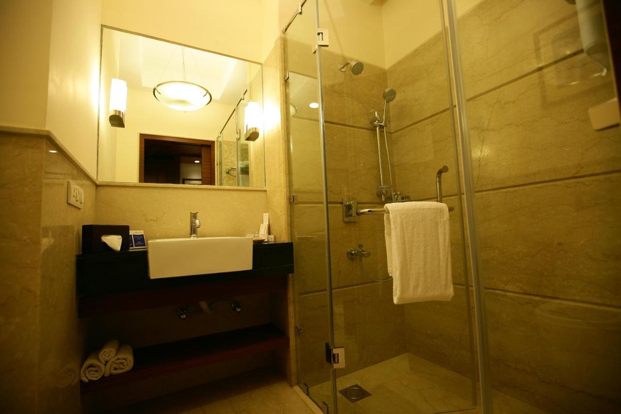 Muse Sarovar Portico Nehru Place Ню Делхи Екстериор снимка
