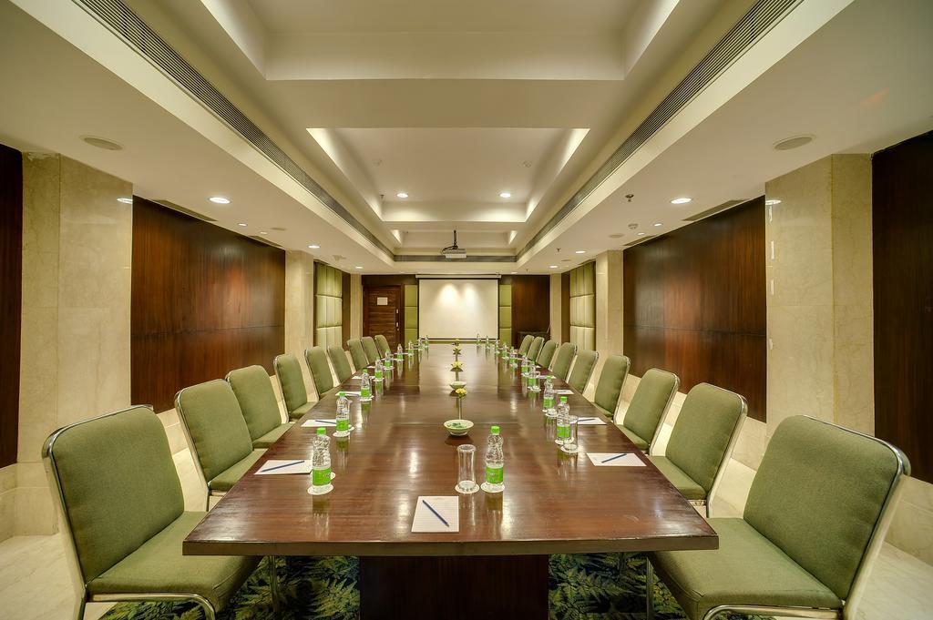 Muse Sarovar Portico Nehru Place Ню Делхи Екстериор снимка