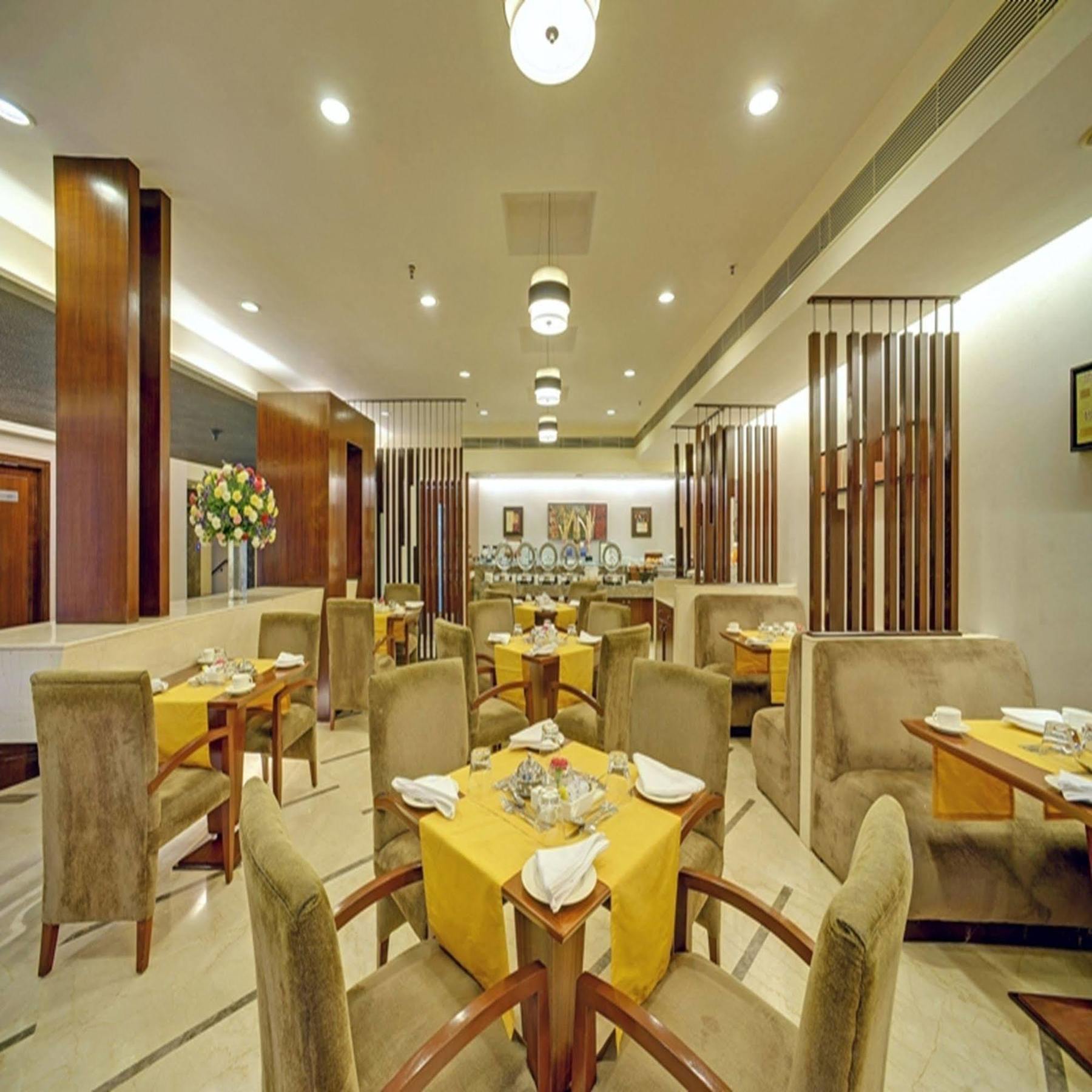 Muse Sarovar Portico Nehru Place Ню Делхи Екстериор снимка